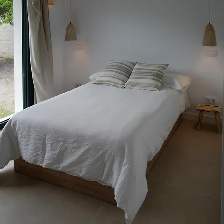 Charming Mountain Views * Higuera de las Duenas