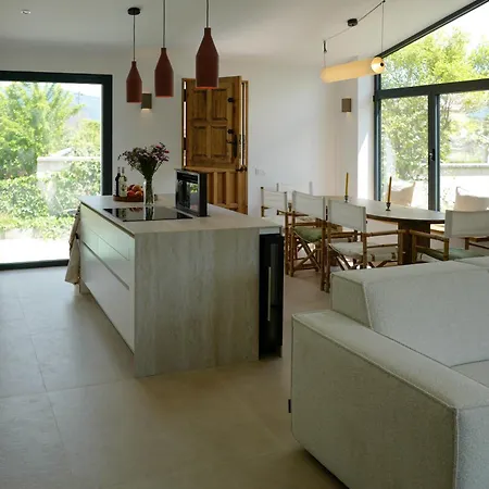 Charming Mountain Views Villa *